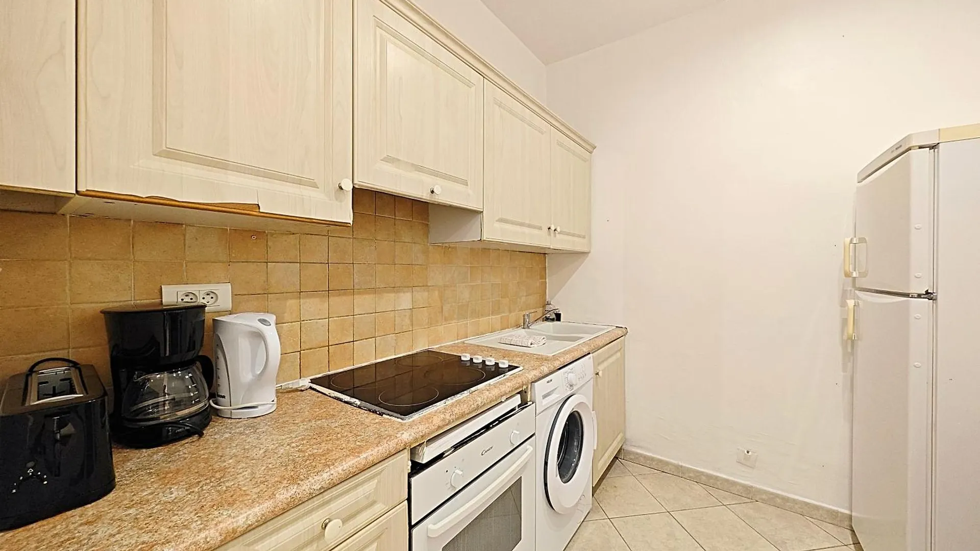 Apartament Viva Riviera 11 Rue Commandant Andre Cannes